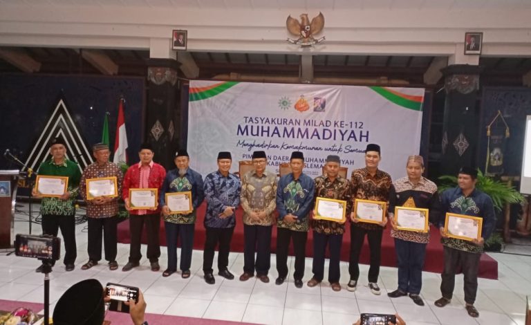 pdm milad 112 dahlan rais